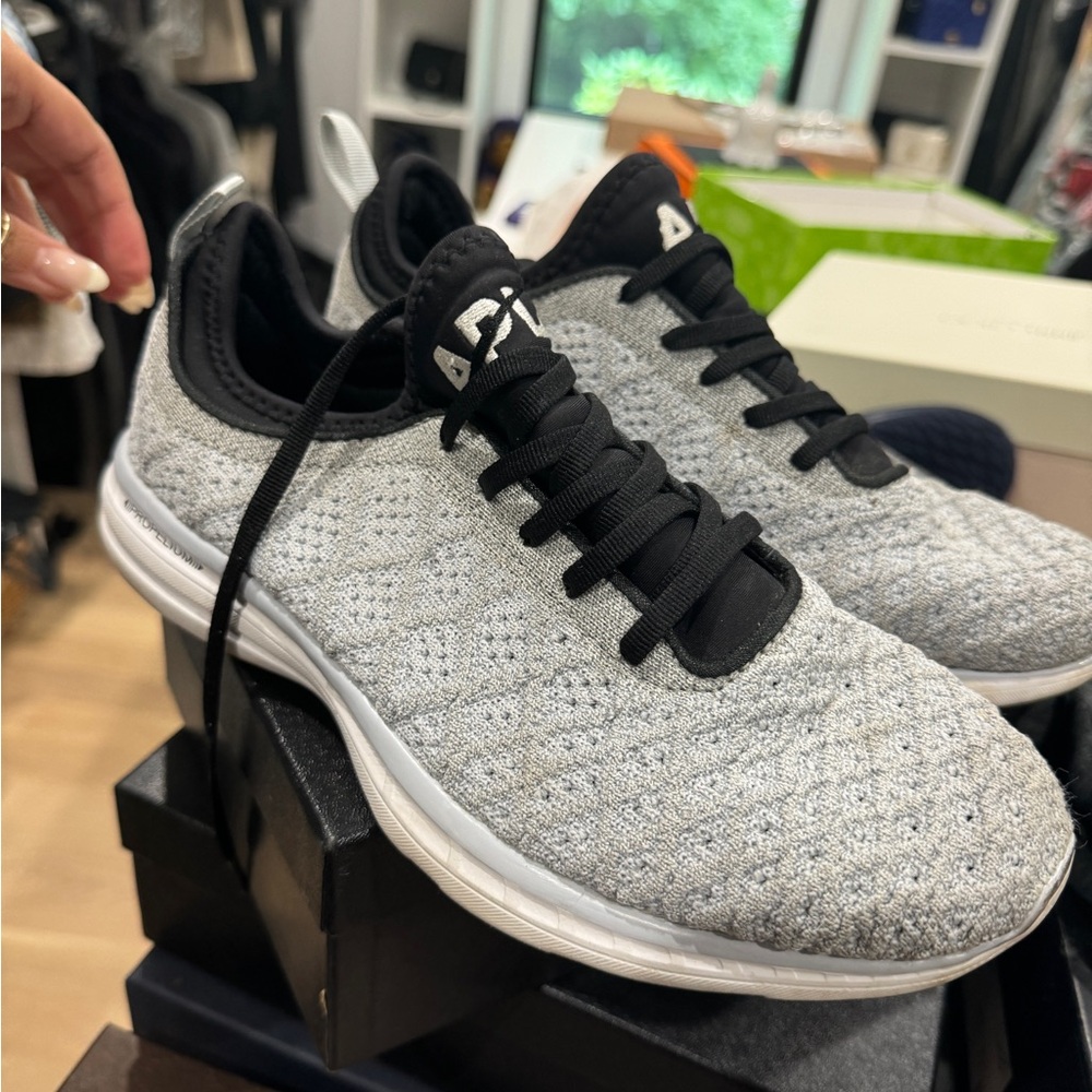 APL sneakers size 9.5